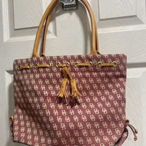Dooney & Bourke Signature handbag